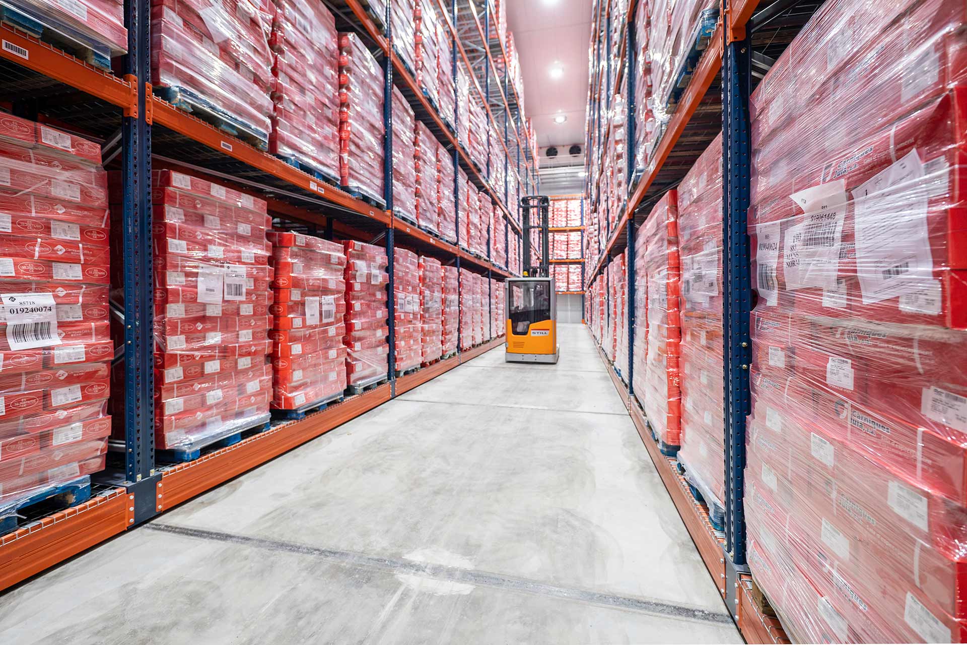 移動式貨架系統非常適合中低旋轉冷藏室